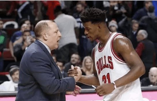 正值得讚賞 正值得讚賞