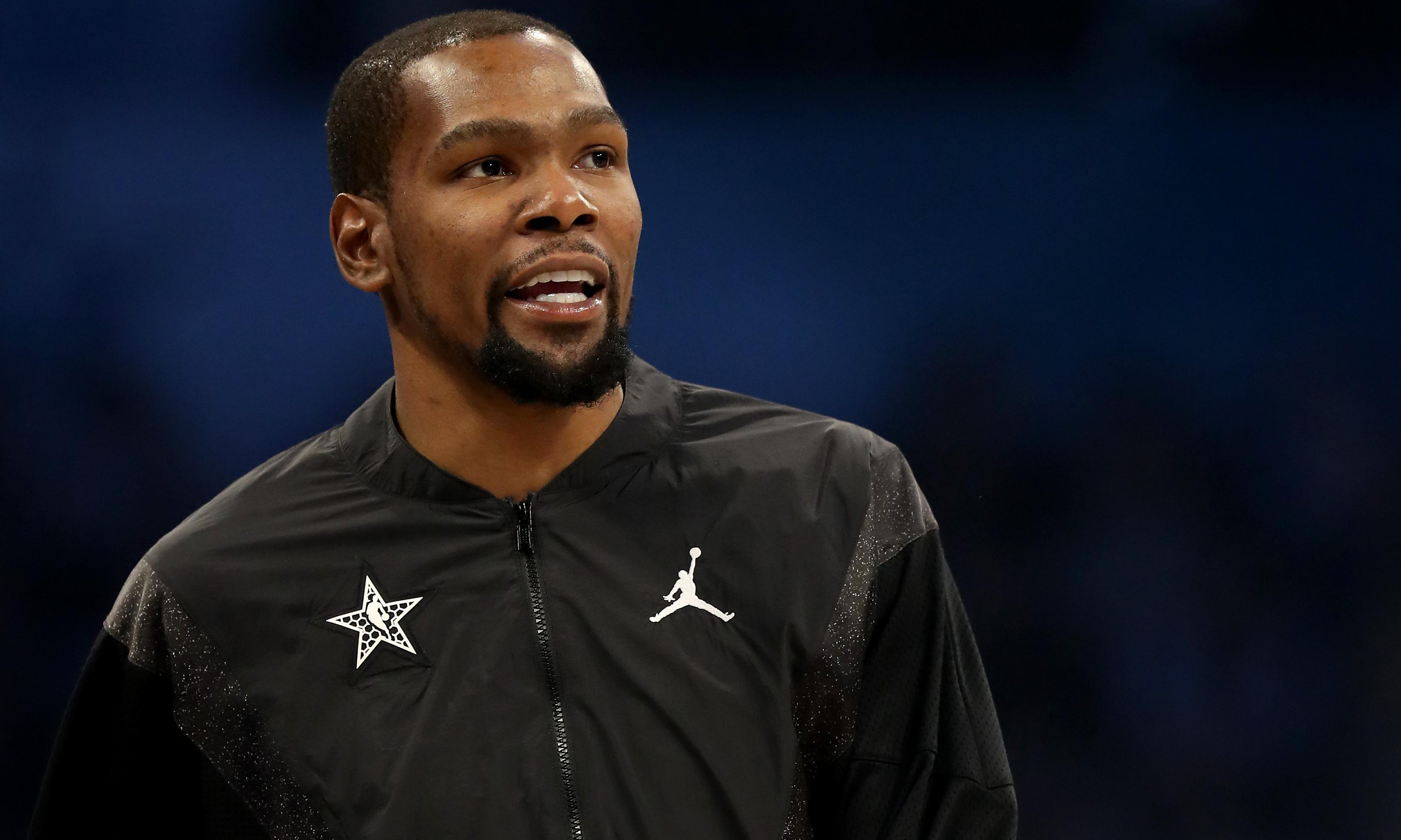 表现都备受 表现都备受